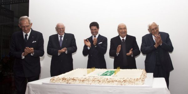 Fondatori FFC con la torta celebrativa